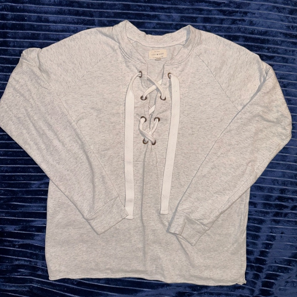 Lucky brand lace up Sweatshirt grey size small woman’s juniors